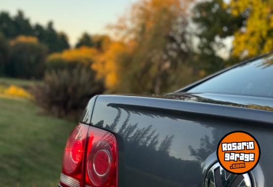 Autos - Volkswagen Bora 2009 Nafta 194000Km - En Venta