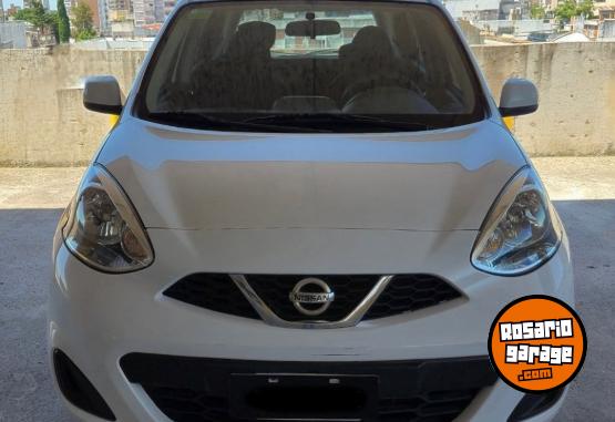 Autos - Nissan March 2015 Nafta 123000Km - En Venta