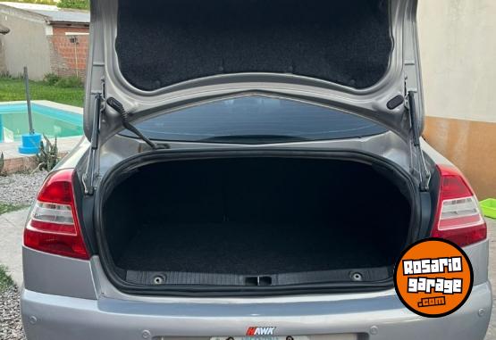 Autos - Renault Megane 2 luxe 2010 Nafta 138000Km - En Venta