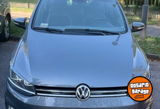 Autos - Volkswagen Suran 1.6 Highline 101CV 2015 Nafta 100000Km - En Venta