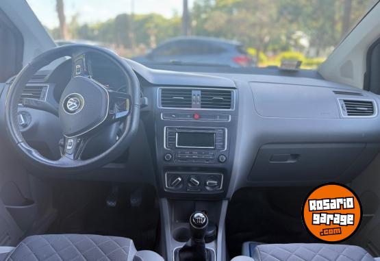 Autos - Volkswagen Suran 1.6 Highline 101CV 2015 Nafta 100000Km - En Venta