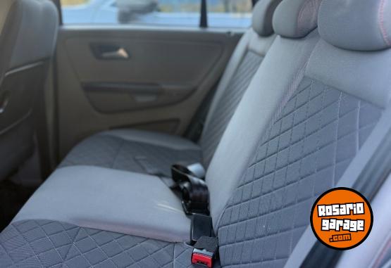 Autos - Volkswagen Suran 1.6 Highline 101CV 2015 Nafta 100000Km - En Venta