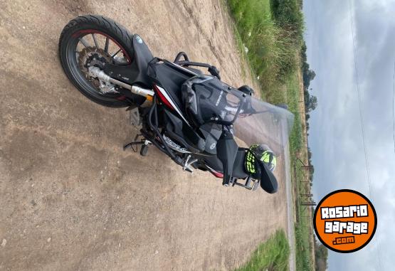 Motos - Benelli Trk 251 2021 Nafta 15000Km - En Venta