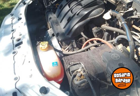 Autos - Fiat Palio atracttive 1.4 2011 GNC 180000Km - En Venta