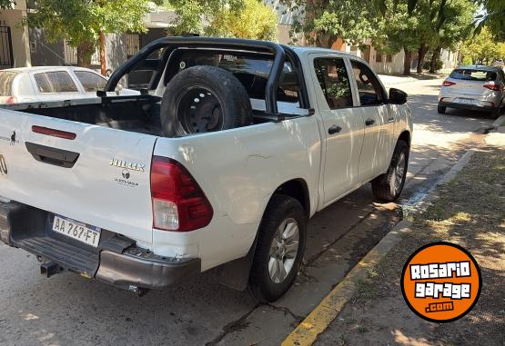 Camionetas - Toyota Hilux 2016 Diesel 290000Km - En Venta