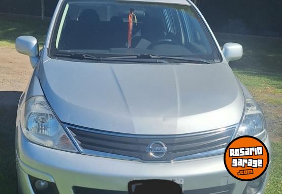 Autos - Nissan Tiida 2010 Nafta 170000Km - En Venta
