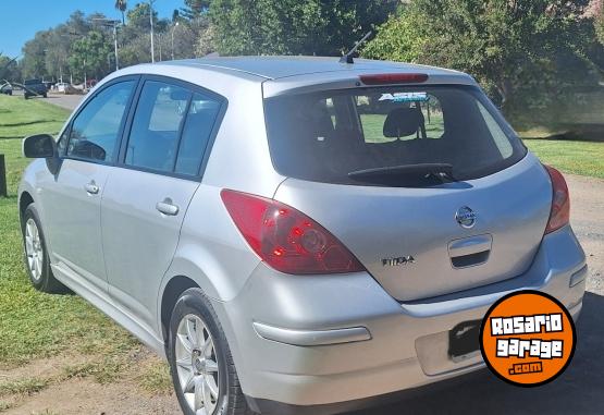 Autos - Nissan Tiida 2010 Nafta 170000Km - En Venta