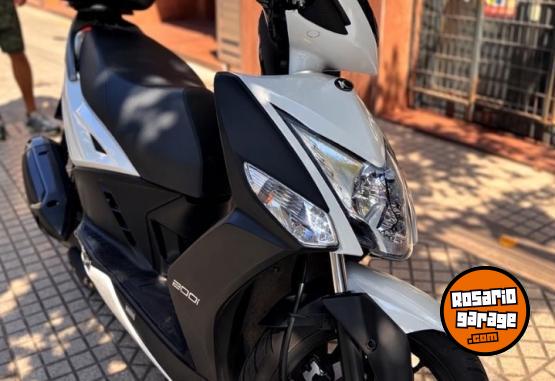 Motos - Kymco Agility 200 2025 Nafta 5780Km - En Venta