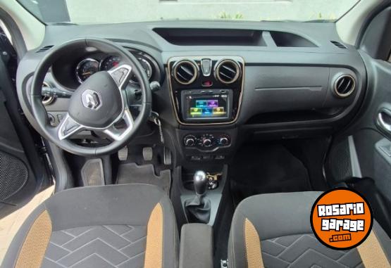 Utilitarios - Renault kangoo stepway dci 1.5 2023 Diesel 70000Km - En Venta