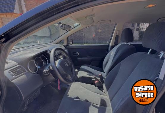 Autos - Nissan Tidda visia 2011 Nafta 177000Km - En Venta