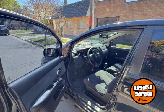 Autos - Nissan Tidda visia 2011 Nafta 177000Km - En Venta