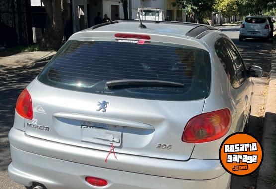 Autos - Peugeot 206 2006 Nafta 110000Km - En Venta