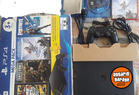 Electrónica - PlayStation 4 1Tera Súper Slim 2Juegos 1Joystick Sony con Cables cajas y manuales - En Venta