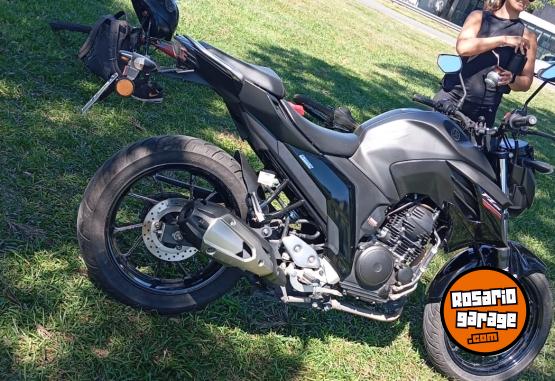Motos - Yamaha FZ 25 2023 Nafta 11600Km - En Venta
