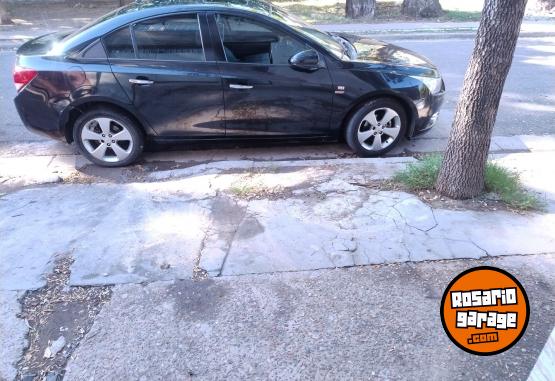 Autos - Chevrolet Cruze ltz 2011 GNC 175000Km - En Venta