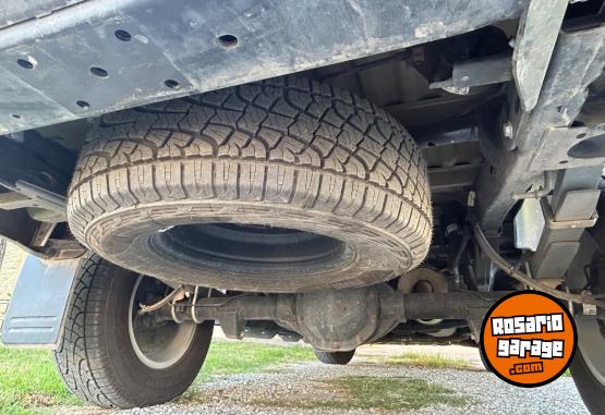 Camionetas - Volkswagen Amarok Trendline 4x2 MT6 2025 Diesel 11000Km - En Venta