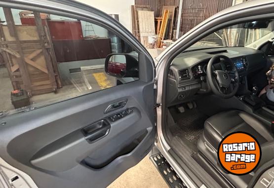 Camionetas - Volkswagen Amarok Trendline 4x2 MT6 2025 Diesel 11000Km - En Venta
