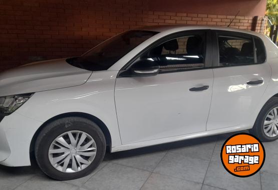 Utilitarios - Peugeot 208 like 2022 Nafta 25800Km - En Venta