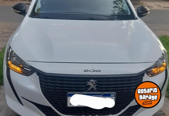 Utilitarios - Peugeot 208 like 2022 Nafta 25800Km - En Venta