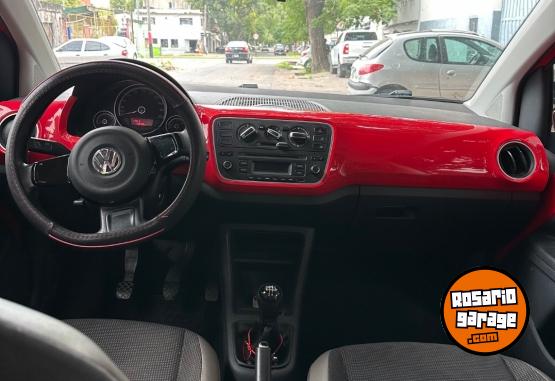 Autos - Volkswagen Up high 2015 Nafta 140000Km - En Venta