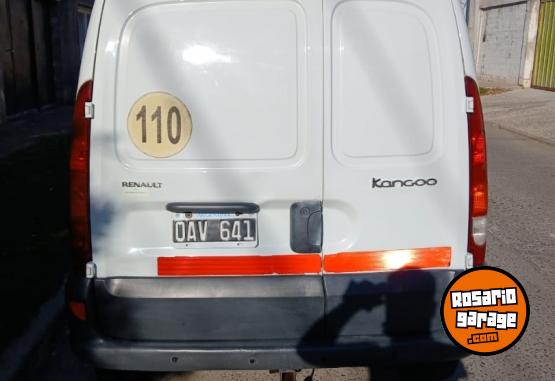 Utilitarios - Renault Kangoo 2014 GNC 155000Km - En Venta