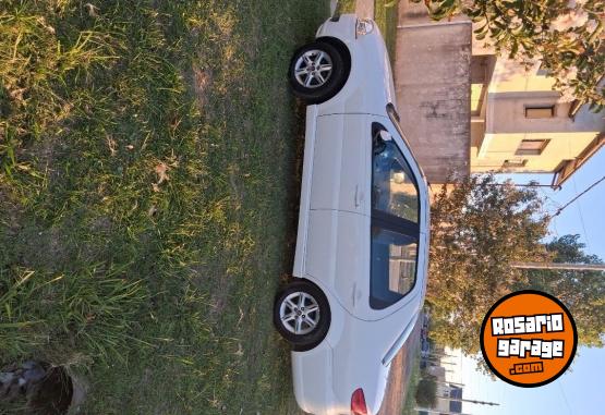 Autos - Fiat SIENA EL 2018 2018 GNC 149000Km - En Venta