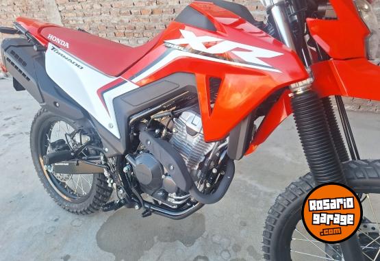 Motos - Honda Honda tornado 300 2025 Nafta 39Km - En Venta