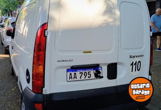 Utilitarios - Renault Kangoo 2017 GNC 238000Km - En Venta