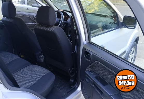 Autos - Ford ECO SPORT 2.0 XLS 2010 GNC 200000Km - En Venta