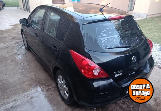 Autos - Nissan Tiida Tekna 2010 Nafta 198000Km - En Venta