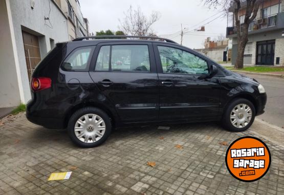 Autos - Volkswagen SURAN 2009 Nafta 140000Km - En Venta
