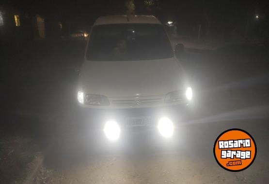 Utilitarios - Citroen Berlingo 2009 Diesel 177000Km - En Venta