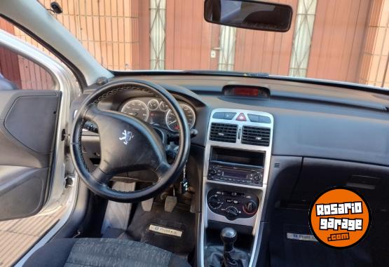 Autos - Peugeot 307 2005 Nafta 260000Km - En Venta