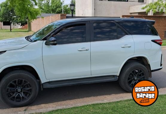 Camionetas - Toyota sw4gr 2024 Diesel 70000Km - En Venta