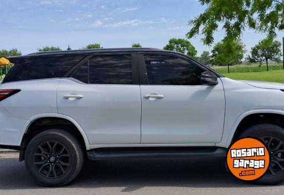 Camionetas - Toyota sw4gr 2024 Diesel 70000Km - En Venta