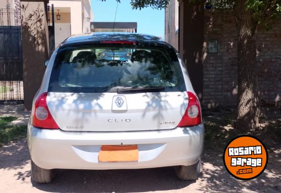 Autos - Renault clio pack 1.2 2011 Nafta 150000Km - En Venta