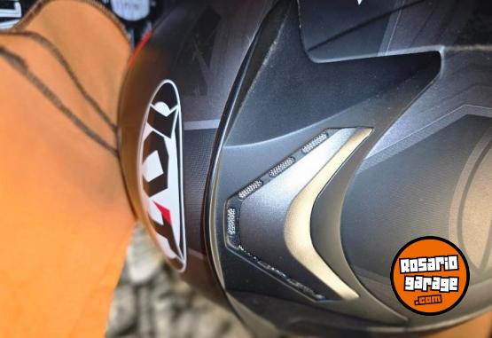 Accesorios para Motos - Vendo casco kyt - En Venta