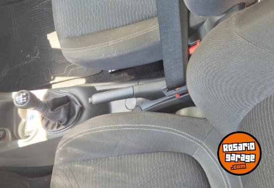 Autos - Fiat Palio impecable estado 2015 Nafta 105000Km - En Venta