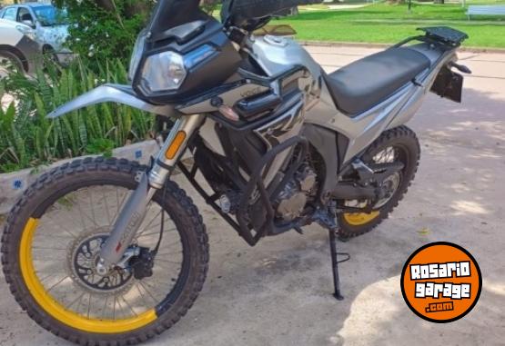 Motos - Voge 300 RALLY 2023 Nafta 24000Km - En Venta