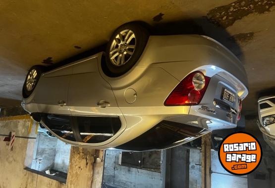 Autos - Chevrolet Sonic 2014 GNC 198000Km - En Venta