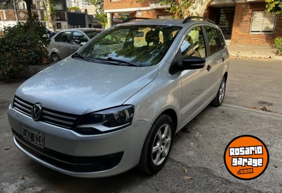 Autos - Volkswagen Suran 2012 Nafta 119000Km - En Venta