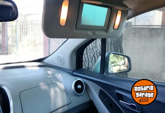 Autos - Chevrolet Tracker 2015 GNC 165000Km - En Venta
