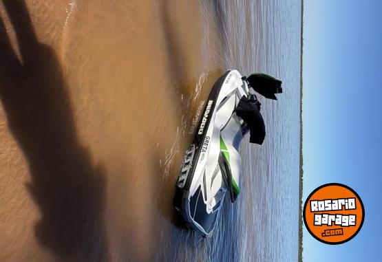 Embarcaciones - Moto de agua SEADOO - En Venta