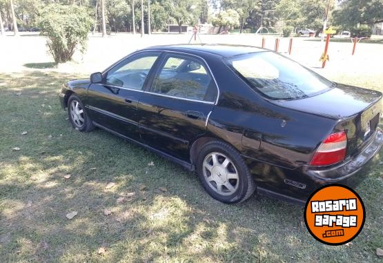 Autos - Honda Accord 1996 Nafta 244000Km - En Venta