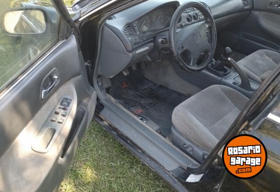 Autos - Honda Accord 1996 Nafta 244000Km - En Venta