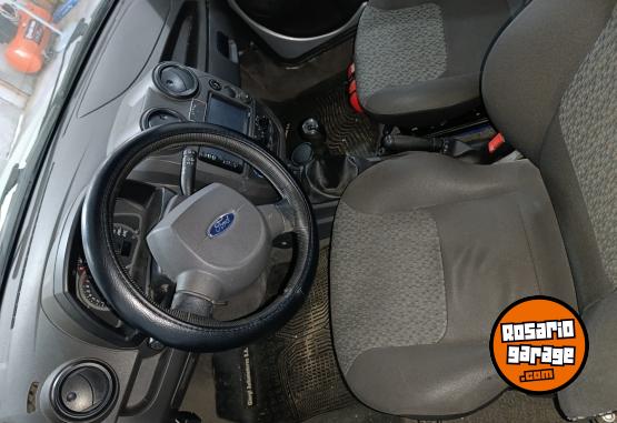 Autos - Ford K Viral 2013 Nafta 70000Km - En Venta