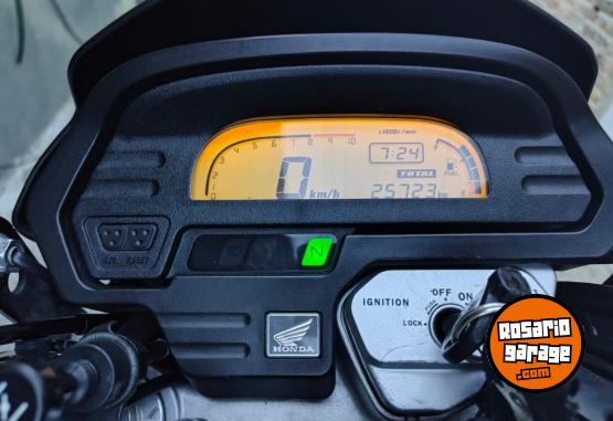 Motos - Honda Falcon 400 2015 Nafta 25000Km - En Venta