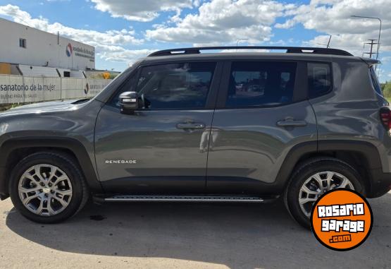Camionetas - Jeep Renegade 2025 Nafta 28000Km - En Venta