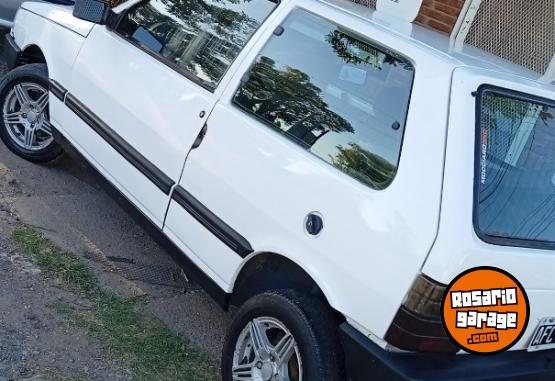 Autos - Fiat Uno 1995 GNC 323400Km - En Venta