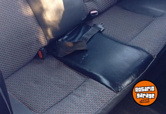 Autos - Fiat Uno 1995 GNC 323400Km - En Venta